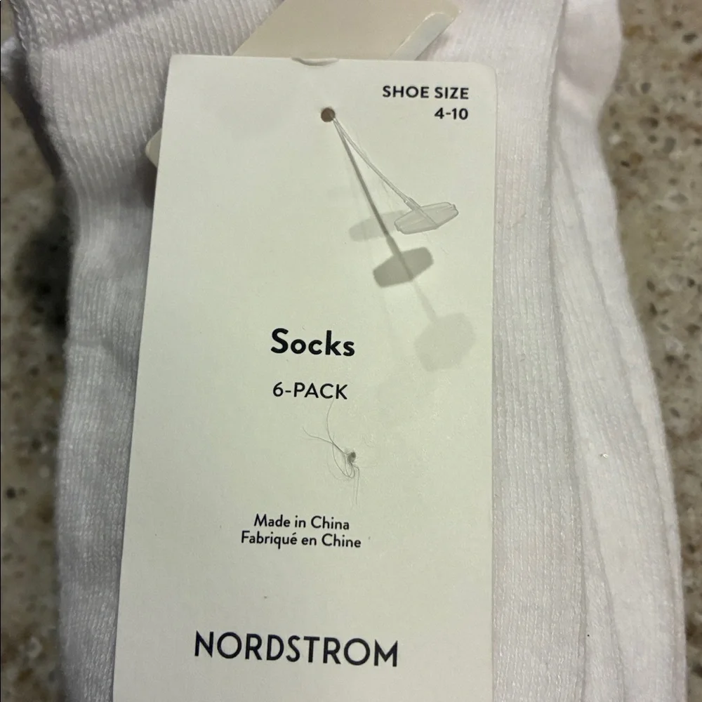 NWT Nordstrom Classic White Casual Ankle Socks Size 4-10